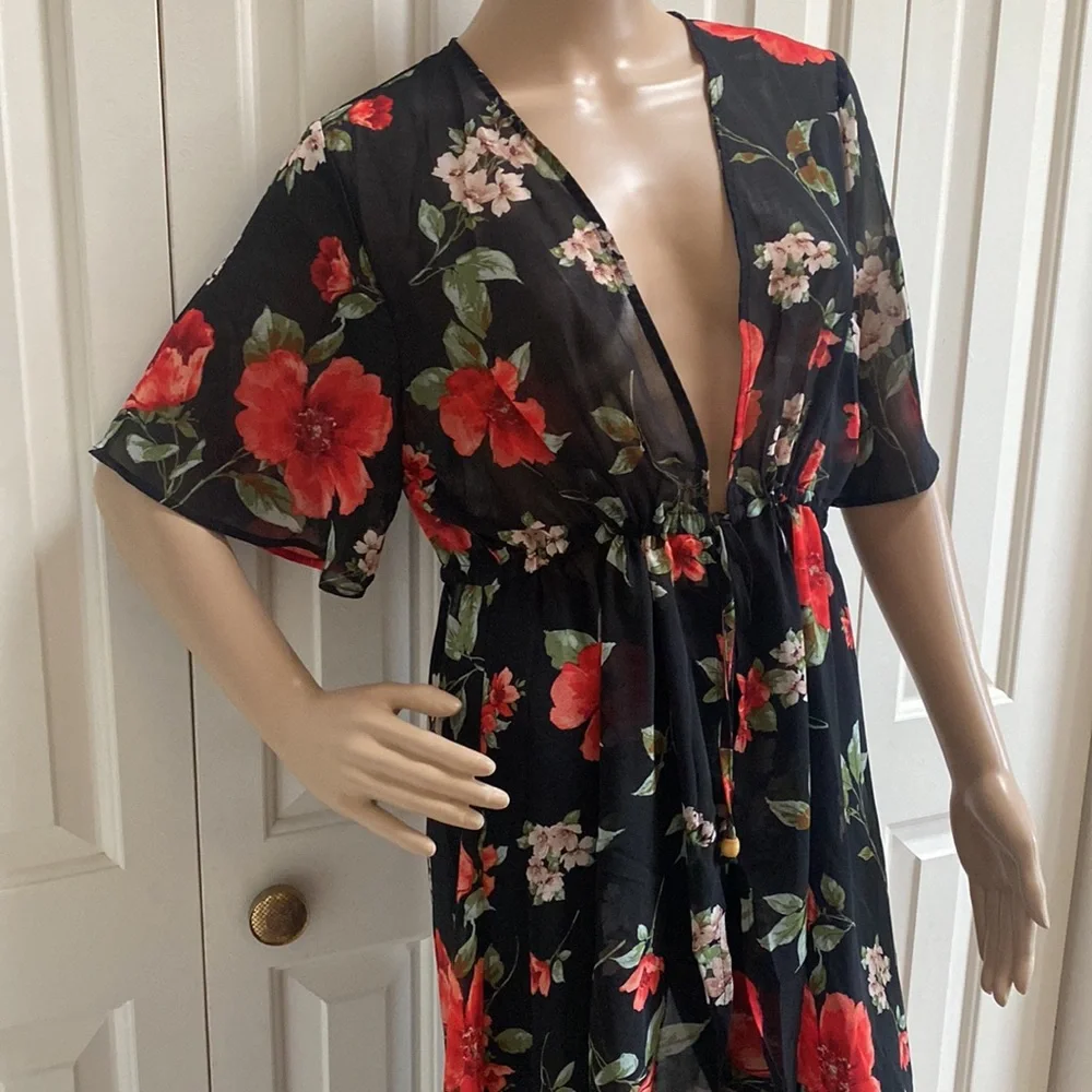 Cure. Womens L Black Sheer Robe With Floral Pattern. So Pretty. Adjusted Tie - Picture 4 of 11